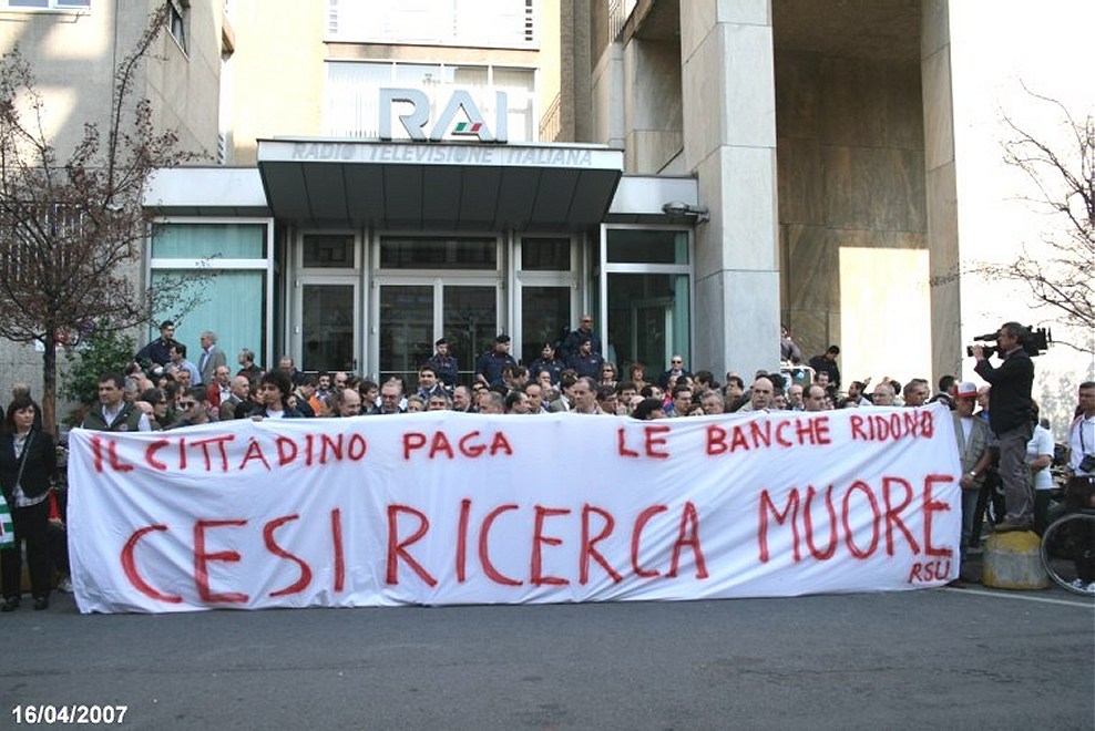 Manifestazione davanti alla  RAI